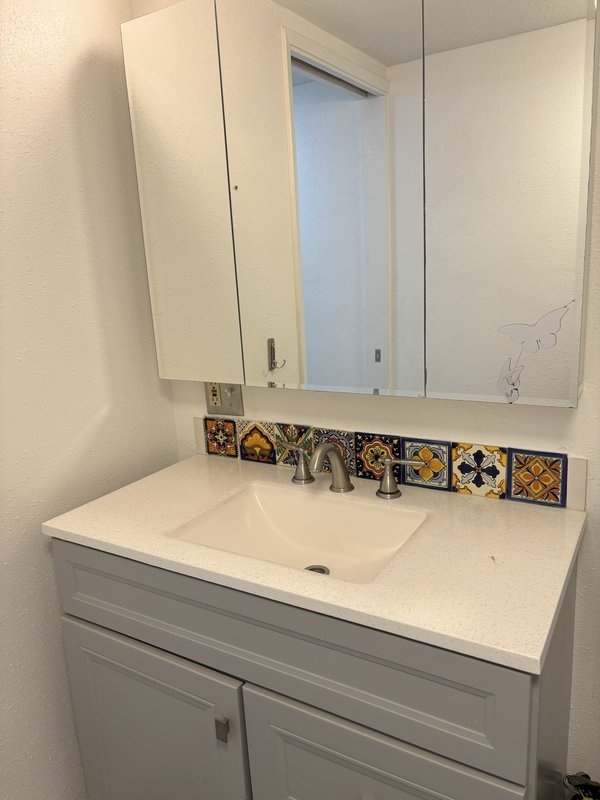 526 Mill St - B property image