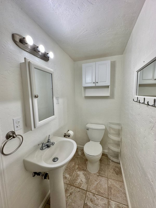 6181 Wise Road property image