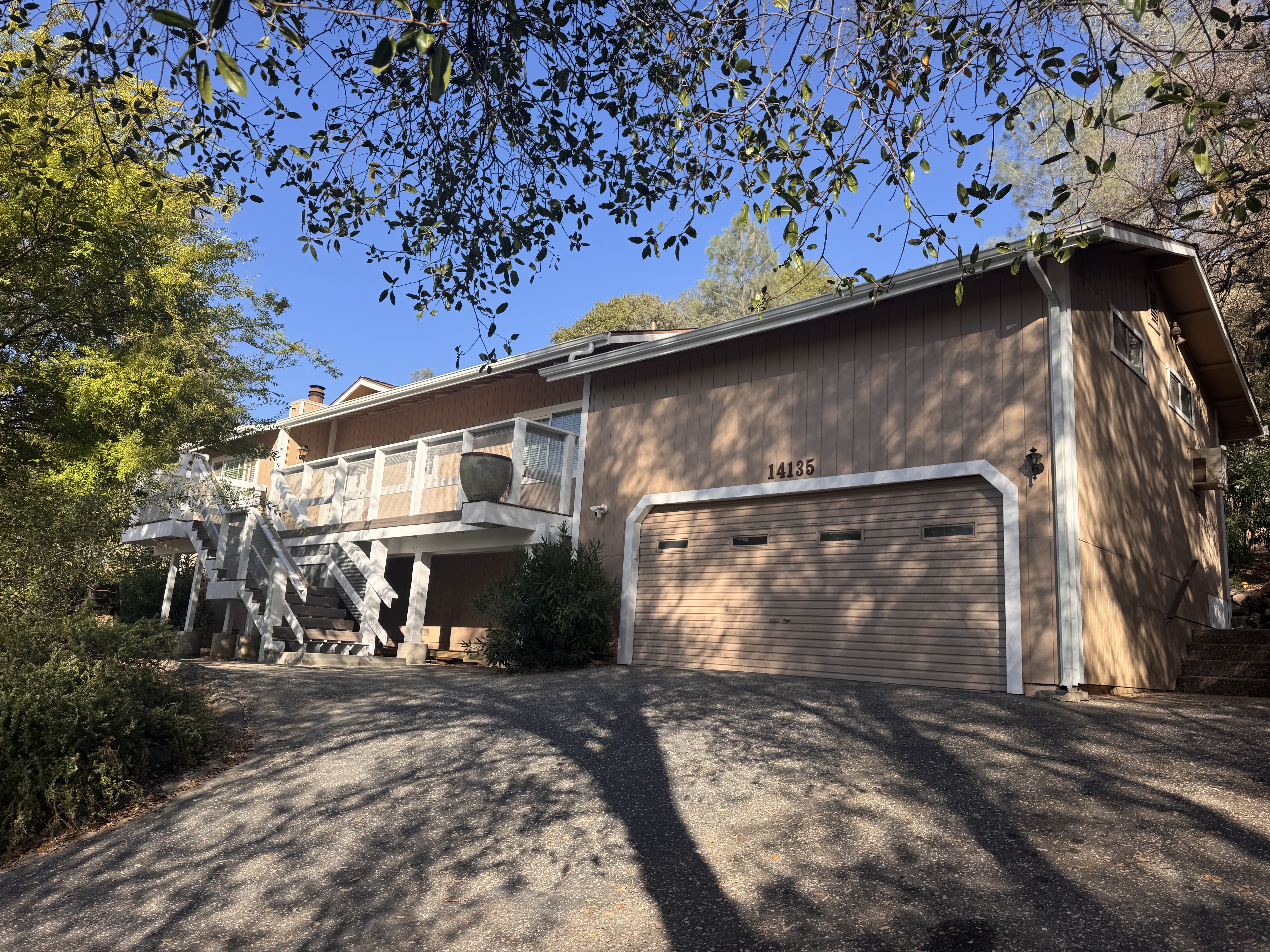 FOR RENT: 14135 Lodgepole Drive, Penn Valley CA 95946