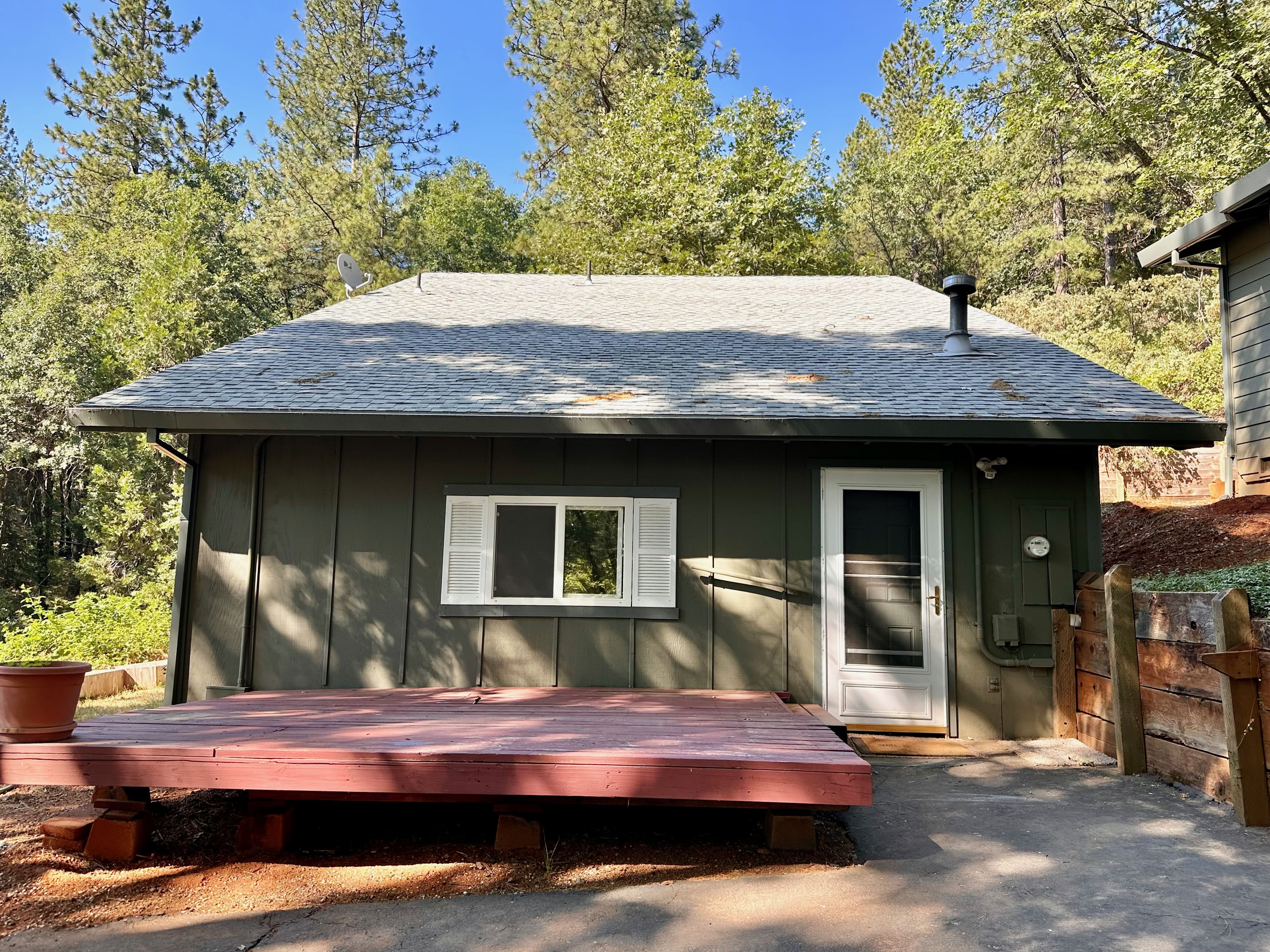 FOR RENT: 14617 Old White Toll Road, Unit B, Grass Valley