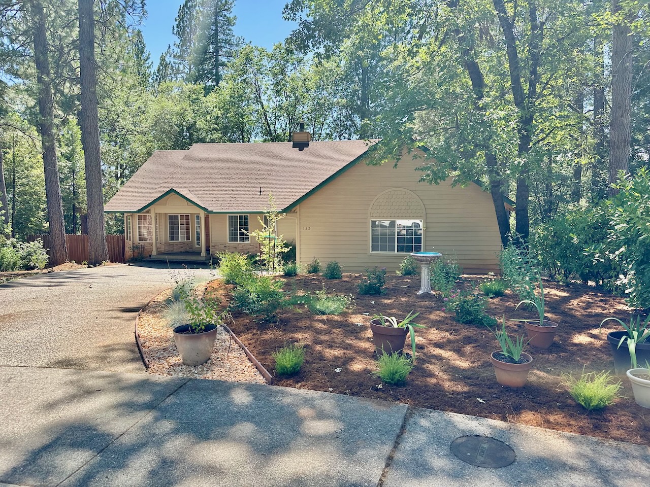 FOR RENT: 122 Sterling Court, Grass Valley CA 95949