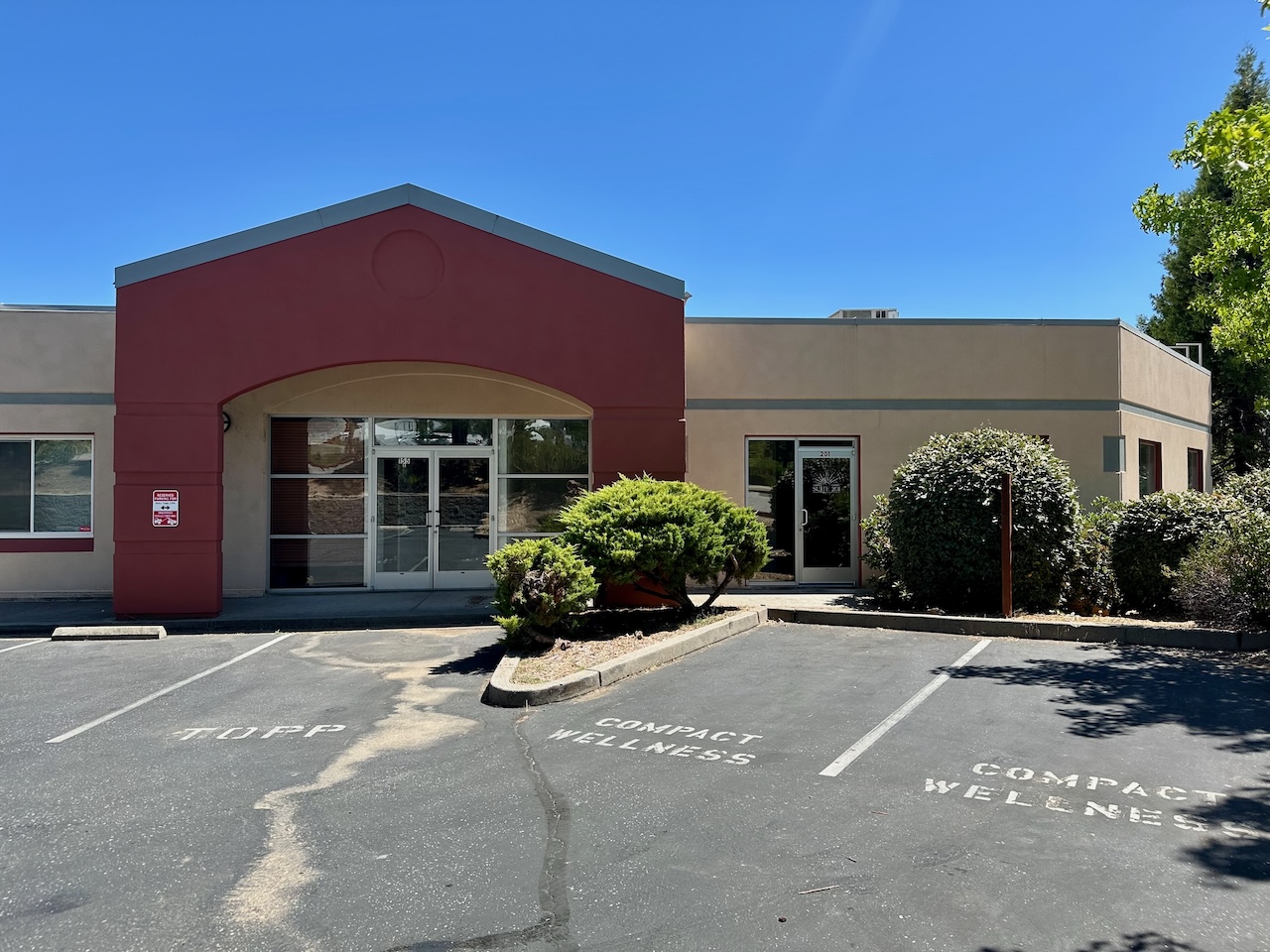 FOR LEASE: 155 Spring Hill Dr, Suite 201, Grass Valley, CA 95945