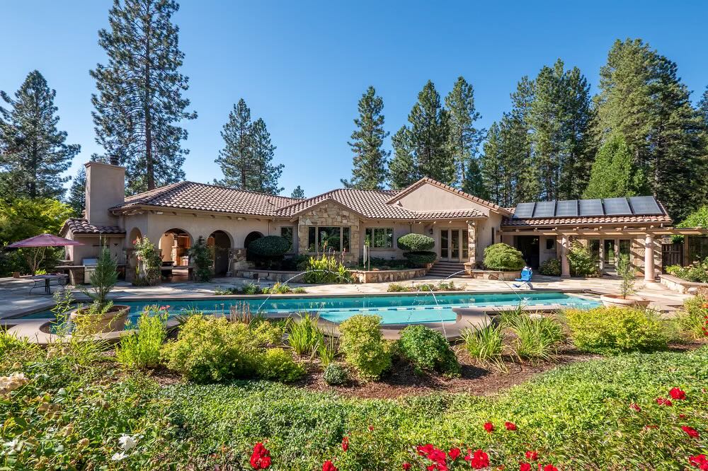 FOR RENT: 10990 Northcote Place, Nevada City, CA 95959